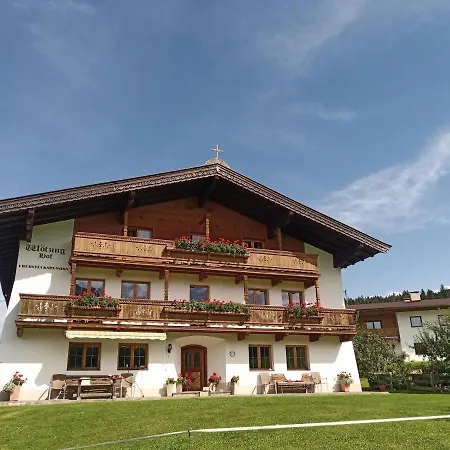 Woetzinghof مزرعة للإقامة